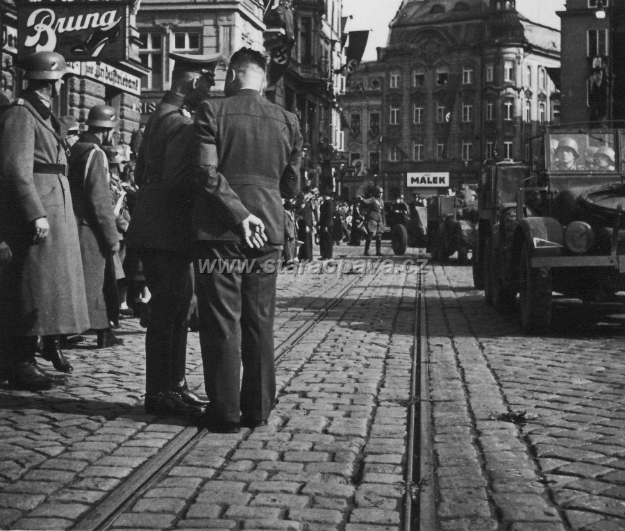 1938 (13).jpg